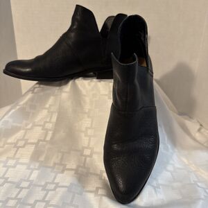 LUCKY BRAND Paramo Black Pebbled Leather‎ Ankle Booties 8 Reg Beautiful!